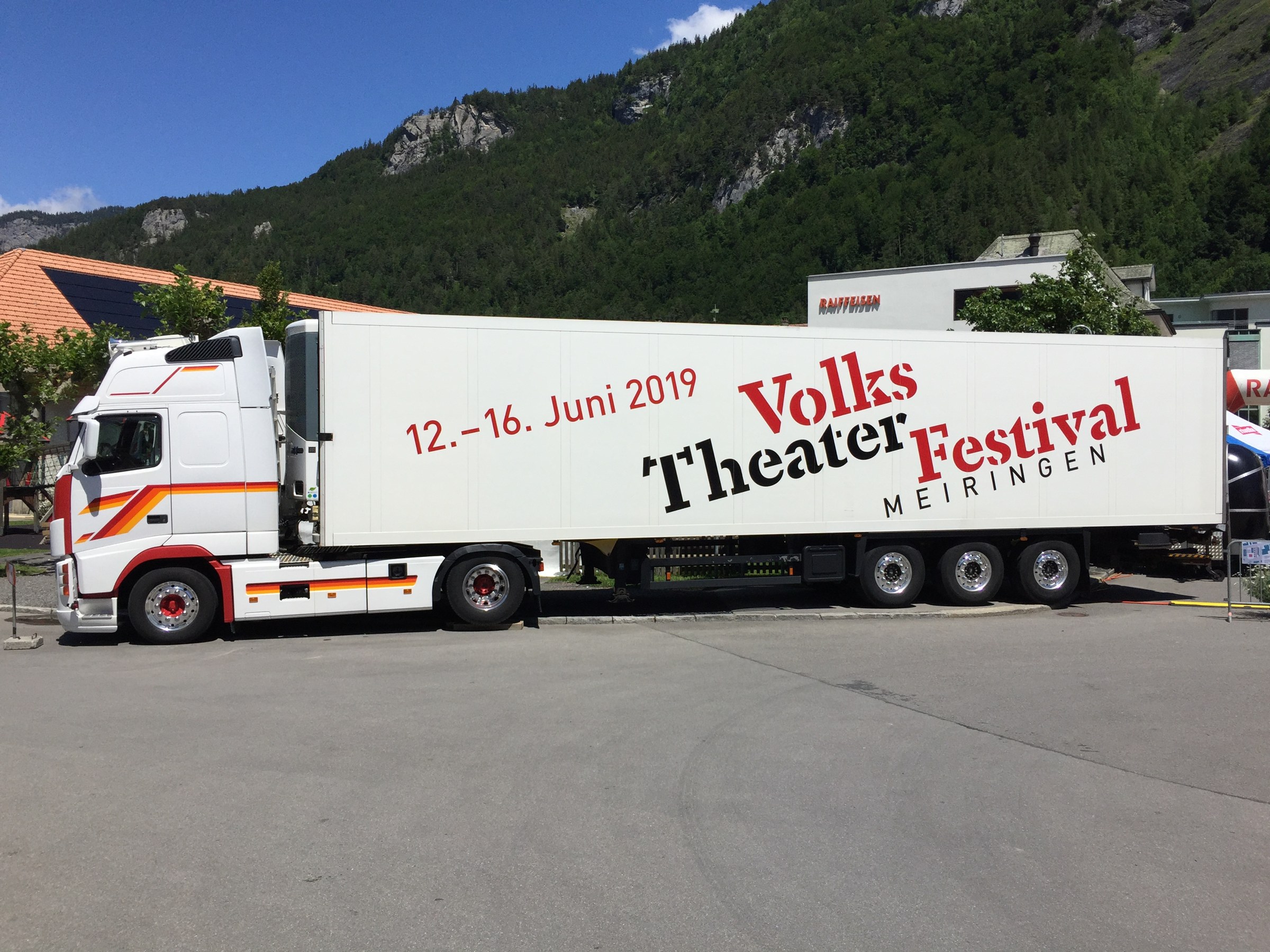 The 2019 festival truck with the poster «12–16 June 2019»